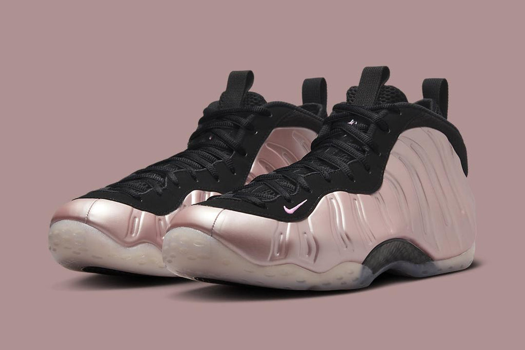 La Nike Air Foamposite One « DMV Cherry Blossom » sort cet été