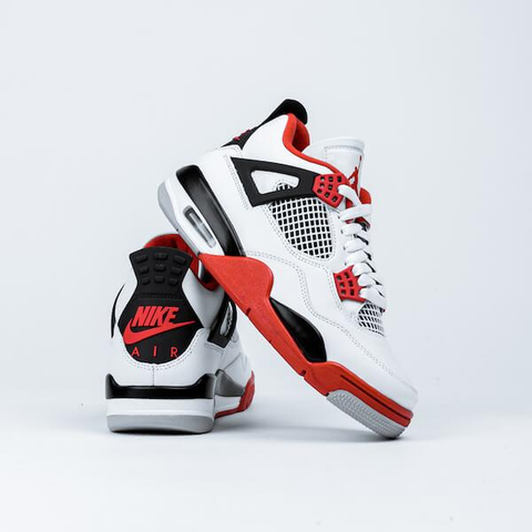 Air Jordan 4