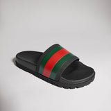 Gucci Sandales En Caoutchouc Pour Homme – chaussures estivales pour homme disponibles chez Sneaker6ix