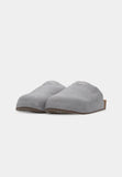 Adidas Adimule Grey vue de profil avec silhouette mule