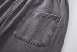 Carhartt Sweatpants Grey idée de tenue urbaine avec sneakers
