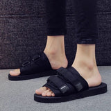 Suicoke Sandales Black pour un look streetwear contemporain chez Sneaker6ix Dakar