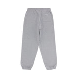 Pantalon Supreme $ Heather Grey porté en look streetwear